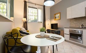 The Best Rent - Cozy Studio Apartment In Milan Downtown